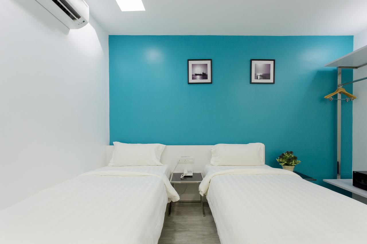 Aloha Hotel Sdn Bhd Pontian Kecil Exterior photo